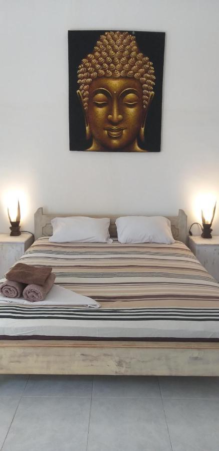Wombat'S B&B กีลีตราวางัน ภายนอก รูปภาพ