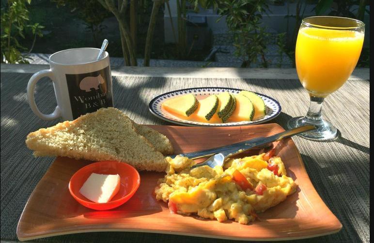Wombat'S B&B กีลีตราวางัน ภายนอก รูปภาพ